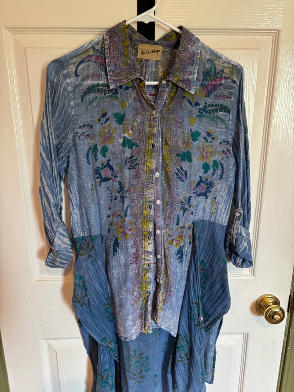 The Art Company Blue Floral Button-Front Blouse